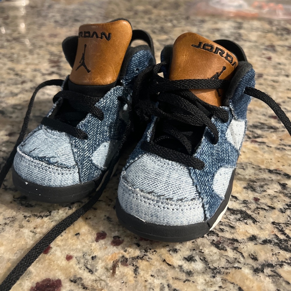 Jordan 6 Retro denim